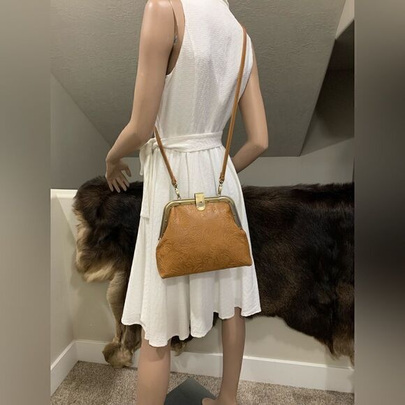 Handmade Genuine Leather Embossed Leaves Metal Push-lock Shoulder Bag/Crossbody - Picture 11 of 16